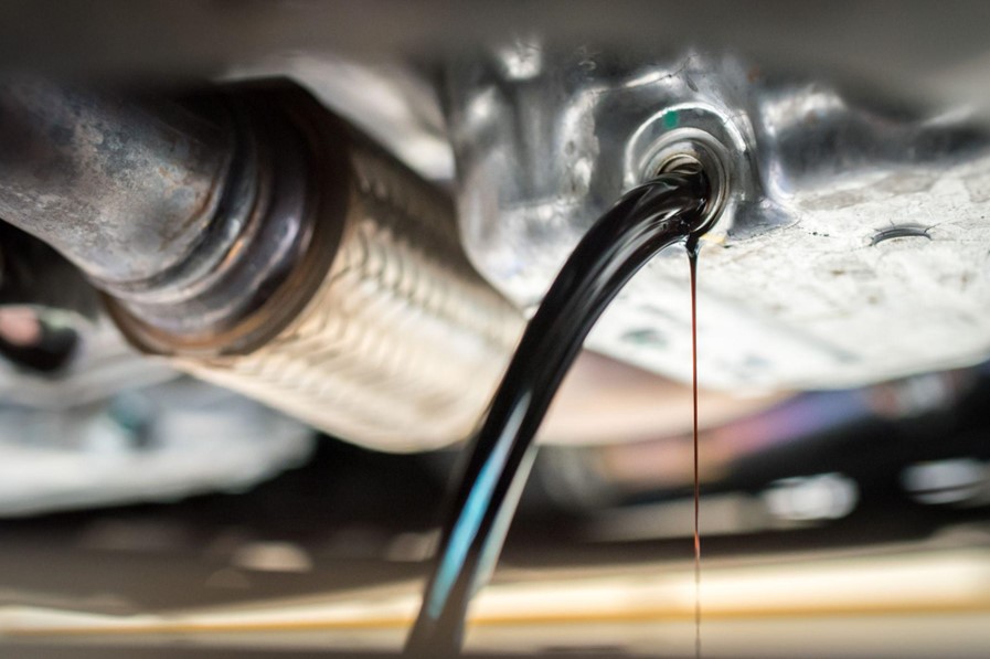 Oil pan plug causing car oil leak