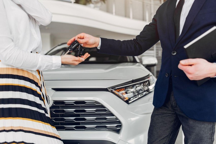 how much does it cost to own a car in singapore